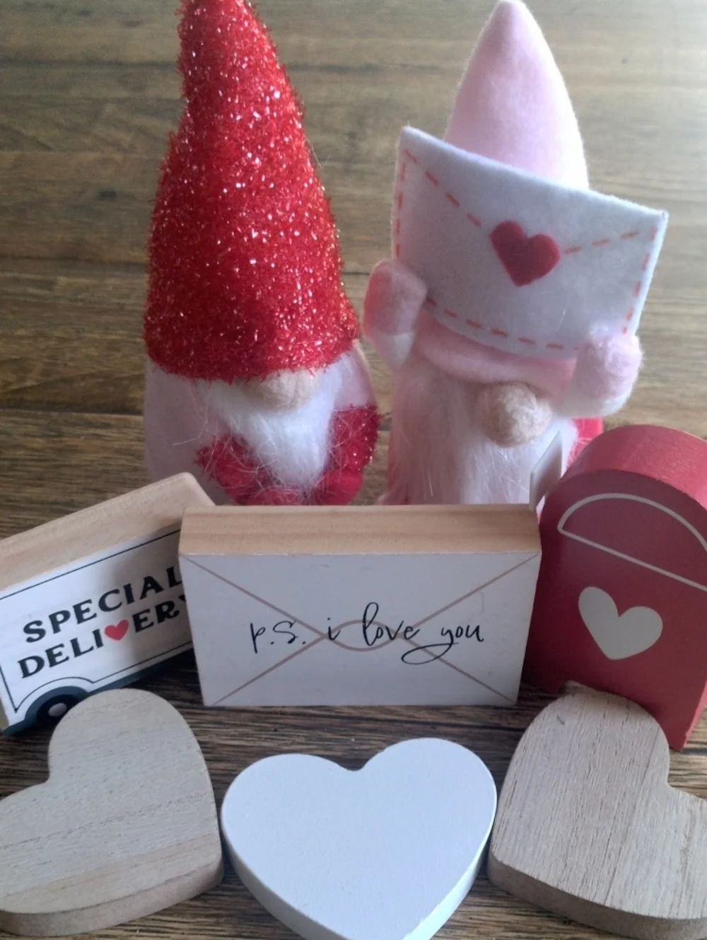 🦋 VALENTINE'S DAY DECORATIONS 🦋